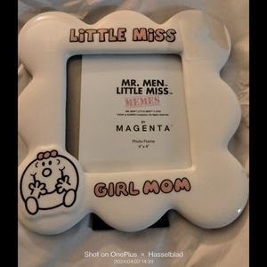 Little miss & Mr men picture frame